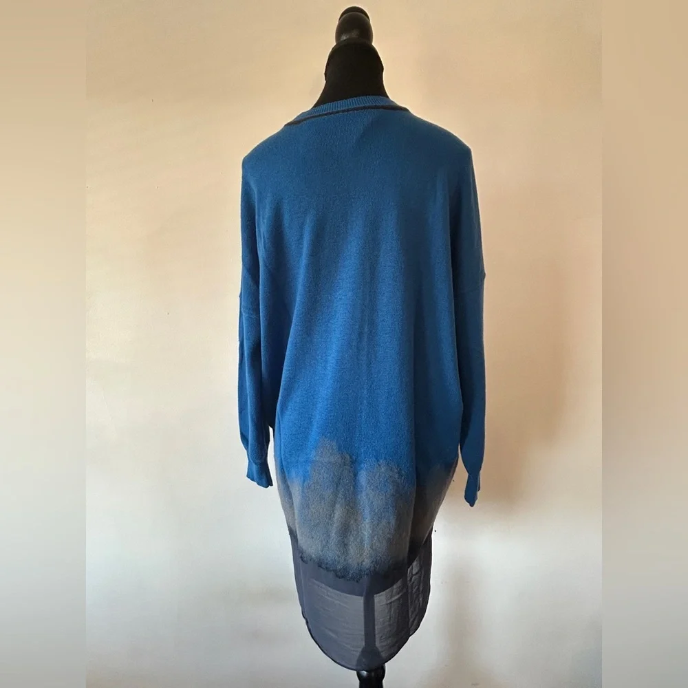 Initial knit sweater. - Picture 4 of 13